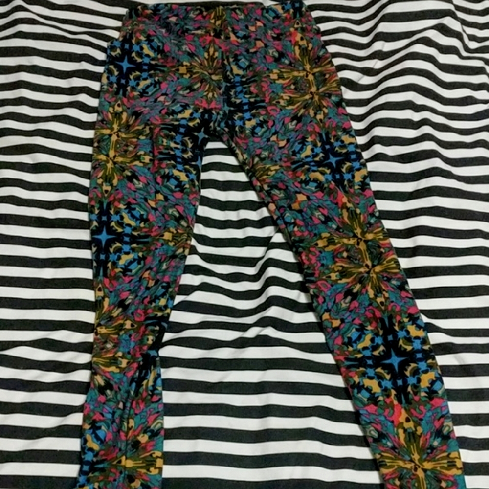 Lularoe Multicolor Splatter Leggings - One Size Fits Most (NWOT)